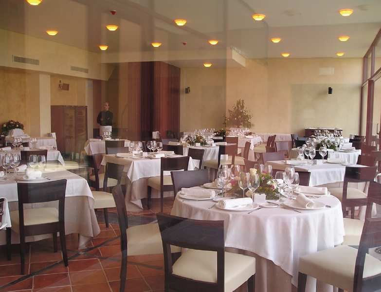 โฮเต็ล ซิการ์รอลเอล บอสกู Hotel โตเลโด ร้านอาหาร รูปภาพ